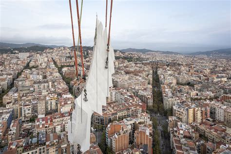 La Sagrada Familia culminará pronto las torres Lucas y Marcos