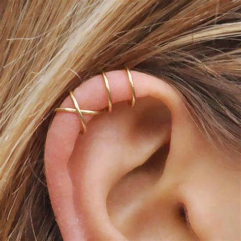 Modyle 5pcs Set 2022 Fashion Gold Color Ear Cuffs Leaf Clip Earrings