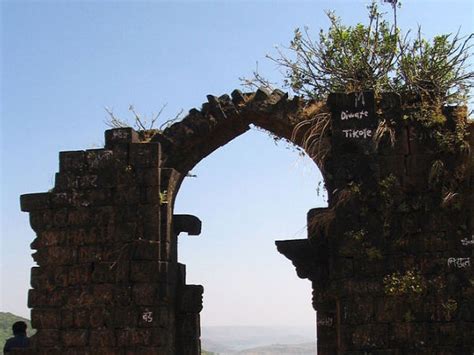 Take A Tour Of Vishalgad Fort In Maharashtra Nativeplanet