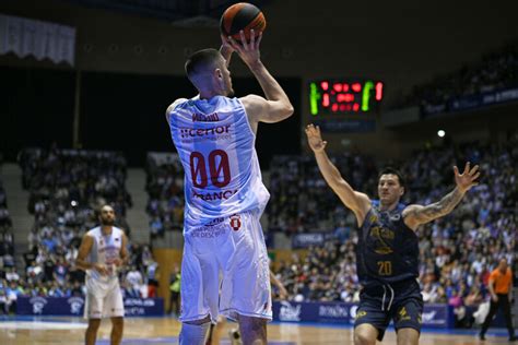 Edgar Vicedo Nuevo Jugador Del Lenovo Tenerife De Ridders Al Bilbao