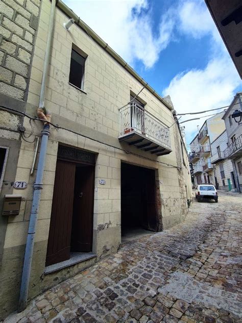 Casa Indipendente In Vendita In Via Generale Medici 78 Petralia