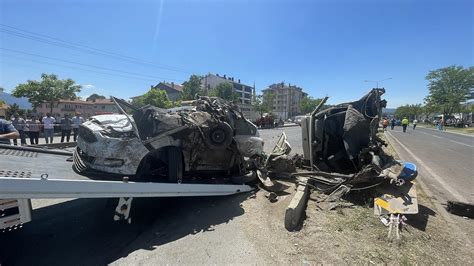 Bolu da zincirleme kaza 2 ölü 3 yaralı Son Dakika Haberleri