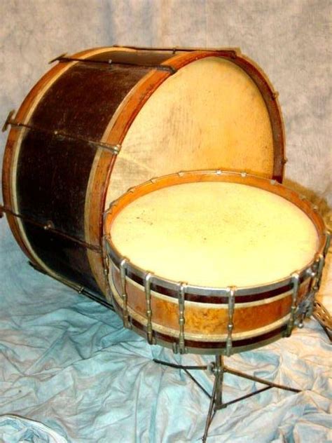 Very Old, Vintage Drum Kit - serious collectors item - Pelican Parts Forums