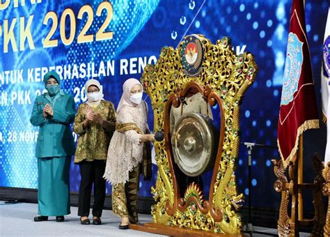 Penyelenggaraan Rakornas TP PKK Tahun 2022 Dibuka Oleh Ibu Iriana Joko