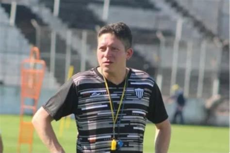 Pablo Martel Nuevo Entrenador De Sarmiento De La Banda Botineros