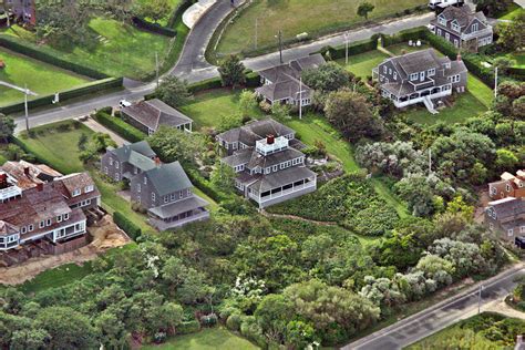 Cliff Road Houses Nantucket Island Photograph by Duncan Pearson - Fine Art America