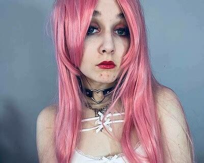 Horny Bitch MFC Share