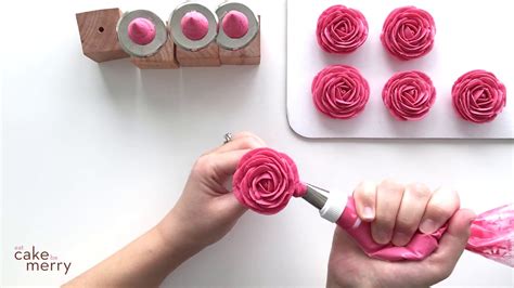 How To Pipe A Buttercream Rose Youtube