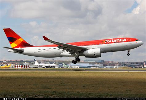 N969AV Airbus A330 243 Avianca Carlos Alberto Valencia JetPhotos