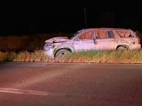 Familia Vuelca En La Carretera Hermanas Sabinas