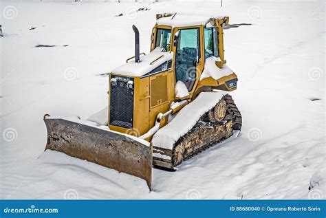 Cat Caterpillar Crawler Tractor Editorial Image Image Of Industry