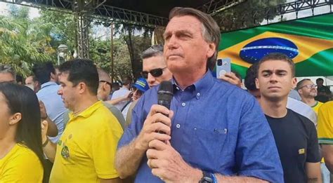 Bolsonaro fala em interferência e manipulação de resultado após