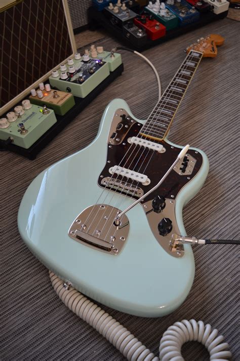 Squier Classic Vibe 70s Jaguar Atelier Yuwa Ciao Jp