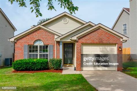 Ranch Style Homes Photos And Premium High Res Pictures Getty Images