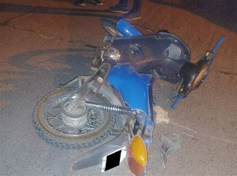 Una Joven Motociclista Termin Con Lesiones Graves Tras Chocar Contra