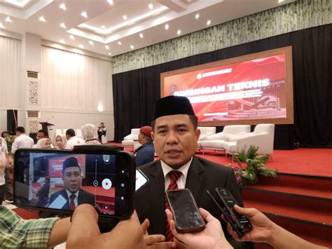 Anggota PPK Yang Baru Dilantik Diminta Jaga Integritas Dan