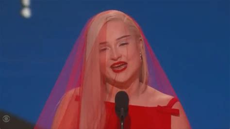 Kim Petras A Primeira Mulher Trans A Ganhar Um Grammy Na Hist Ria