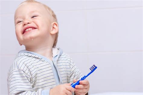 3 Important Things to Know About Brushing Your Baby’s Teeth