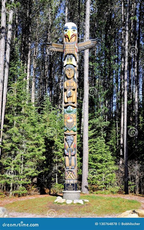 The Totem Pole At The East Gate Algonquin Park Editorial Stock Photo