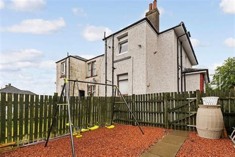 2 Bedroom Upper Cottage Flat For Sale In Swinton Road Baillieston