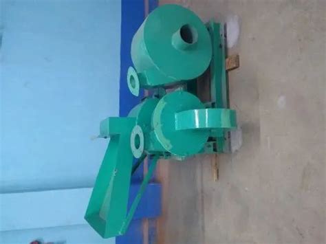 Floating Fish Feed Making Machine Kg Per Hr At Rs In