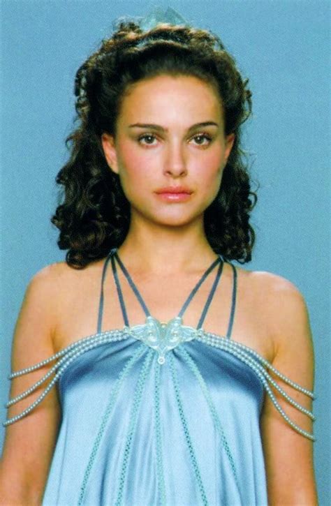 Senator Padme Amidala In Nightgown On Coruscant Star Wars Fashion