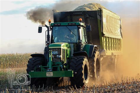 Profi On Twitter Maiskutschen Mit Einem JohnDeere 7710 Und Claas