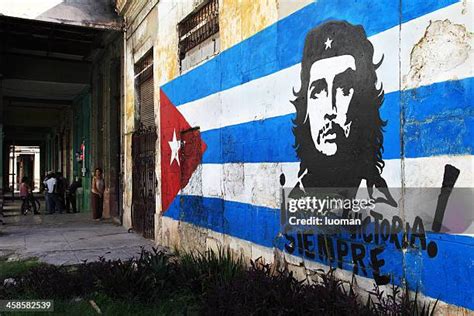 Simbolos Patrios Cuba Fotografías E Imágenes De Stock Getty Images