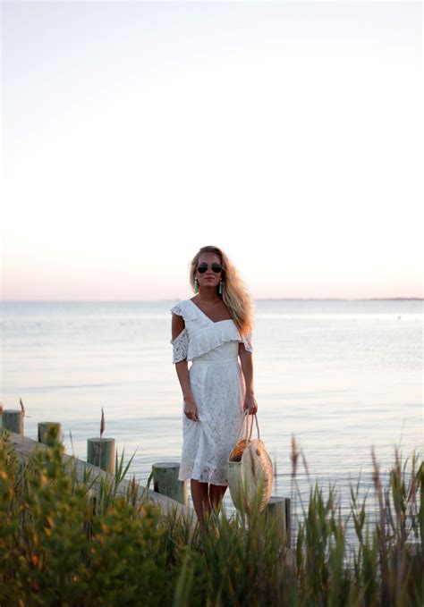 White Lace Dress Style Cusp