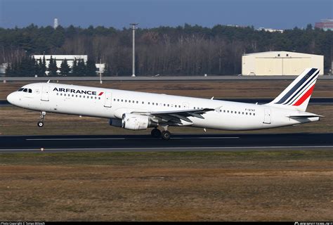 F GTAY Air France Airbus A321 212 Photo By Tomas Milosch ID 1041293