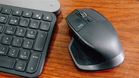 Logitech MX Master 2S Review - The Style Inspiration