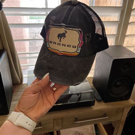 Embroidered Raggy Patch Hat