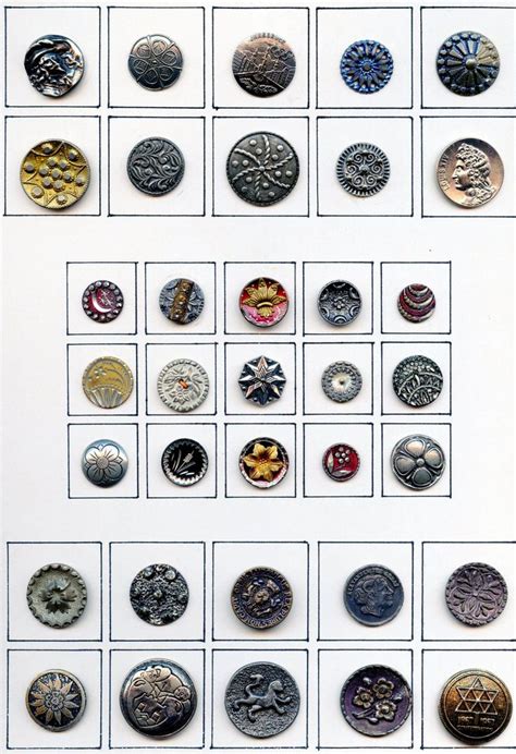 Card Of 35 Pewter Other Metal Antique Vintage Buttons Vintage