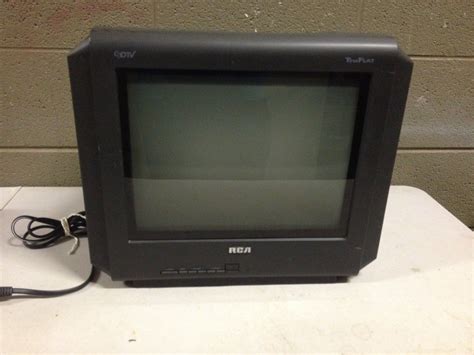 RCA 14F514T TRUFLAT 14 FLAT SCREEN CRT Television W Remote Retro