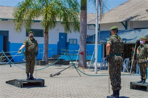 Batalh O De Engenharia De Combate Passagem De Comando Do Be Cmb