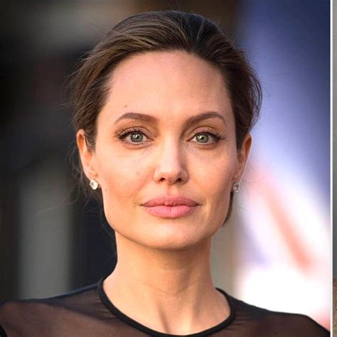 Mia On Twitter RT Siteptbr Em Novo Documento Angelina Jolie