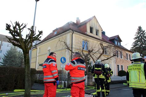 Technischer Defekt In Begehbaren Kleiderschrank L St Feuer Aus