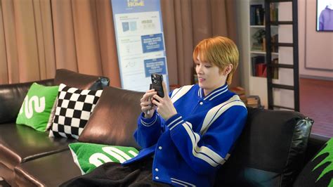 Nct On Twitter Welcome To The Nct Home 💚🏠 쇼타로와 성찬이가 시즈니들을 기다리고 있어요 😊