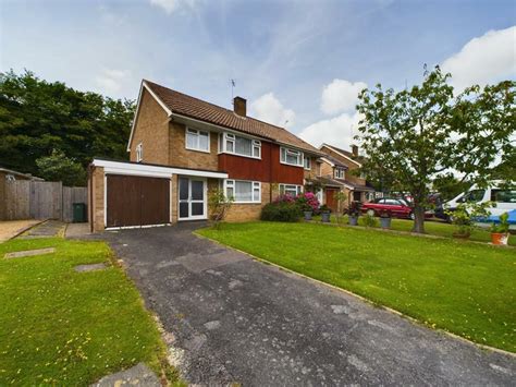 Bedroom Semi Detached House For Sale In Arden Road Furnace Green