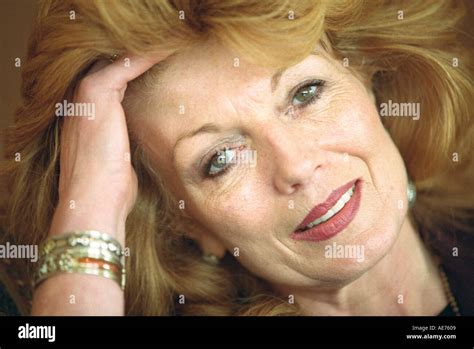 Rula Lenska Actress Stock Photo 947721 Alamy