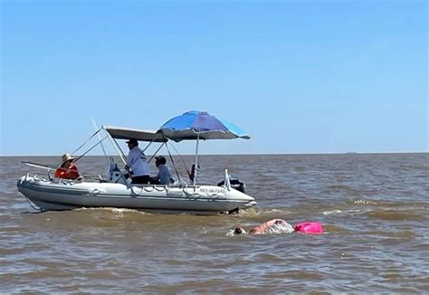 Un médico uruguayo murió mientras cruzaba a nado el Río de la Plata