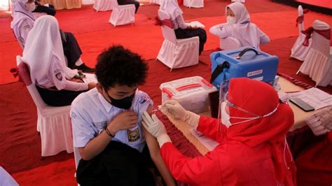 Vaksin Covid Kalangan Guru Dan Pakar Kesehatan Desak Tingkat Vaksinasi