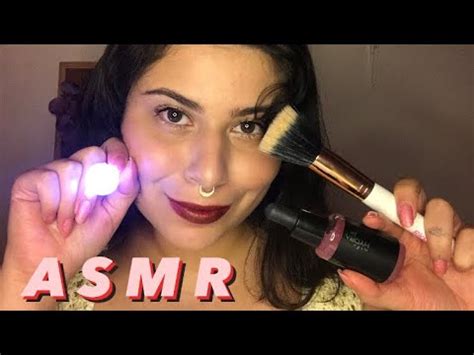 ASMR TE MAQUIANDO ATÉ CAIR NO SONO UMA EXPERIÊNCIA SENSORIAL