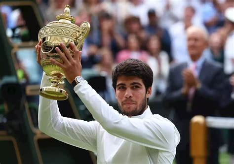 Wimbledon Carlos Alcaraz Fait Tomber Novak Djokovic Et Remporte Son