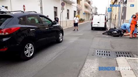 Brindisi Incidente Fra Auto E Scooter In Via Cappuccini