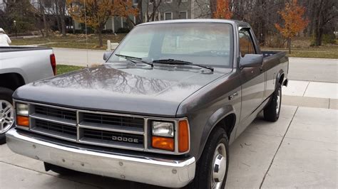 1987 Dodge Dakota Reduced4 Cyl 5 Speed Long Bed No Rust Very Good