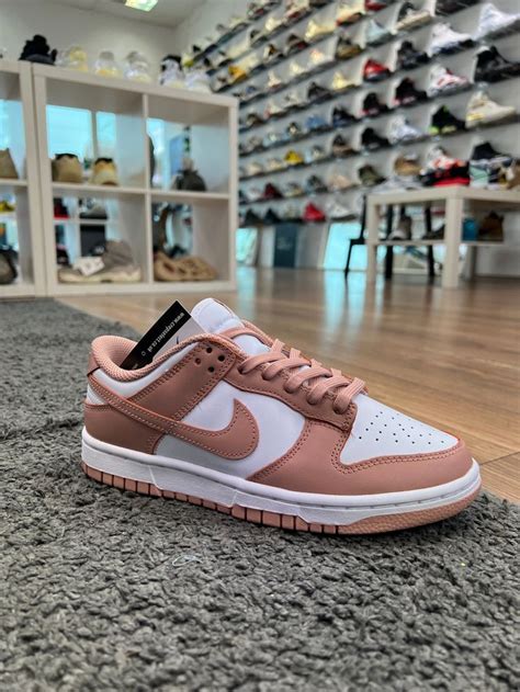 Nike Dunk Low Rose Whisper Cute Nike Shoes Swag Shoes Beautiful