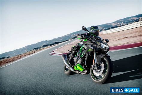 Kawasaki Z H Price Specs Mileage Colours Photos And Reviews