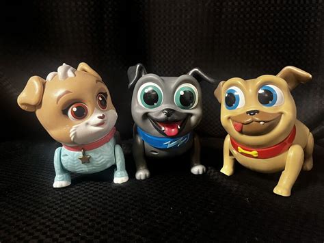 Disney Jr Puppy Dog Pals Walking Talking 3 Dog Set Keia Rolly