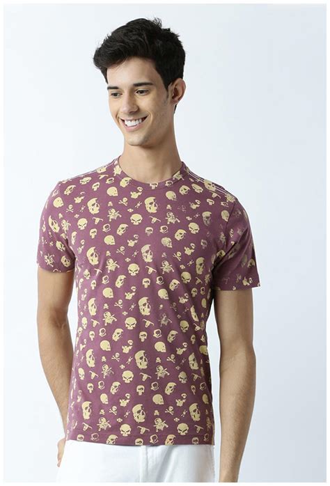 Buy Huetrap Men S Regular Fit Round Neck Printed T Shirt Maroon